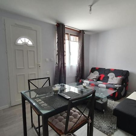 Appartement Neuf Dans Maison Villargondran エクステリア 写真