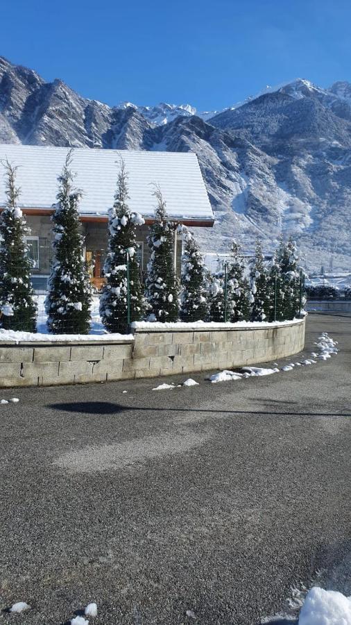 Appartement Neuf Dans Maison Villargondran エクステリア 写真